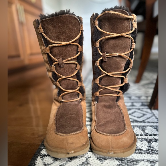 UGG Australia Tall Uptown Lace-Up Shearling/Sheepskin Boots Brown/Tan US 5 EU35 - Picture 1 of 10
